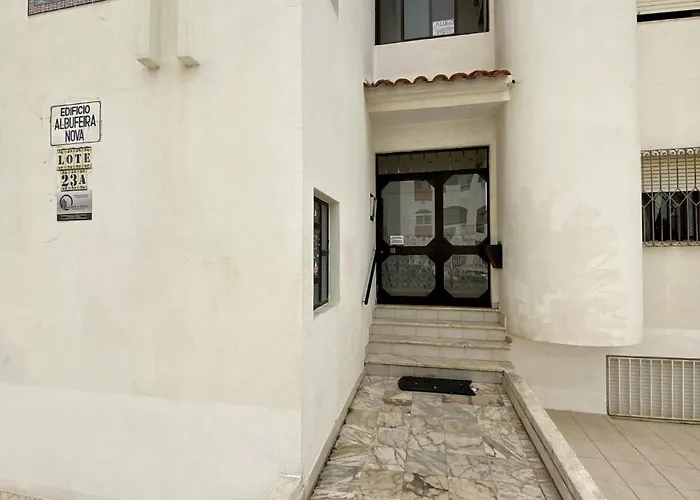 아파트 6 By Homing *