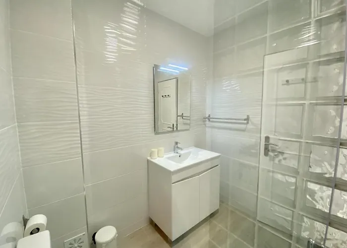 Apartment 6 By Homing